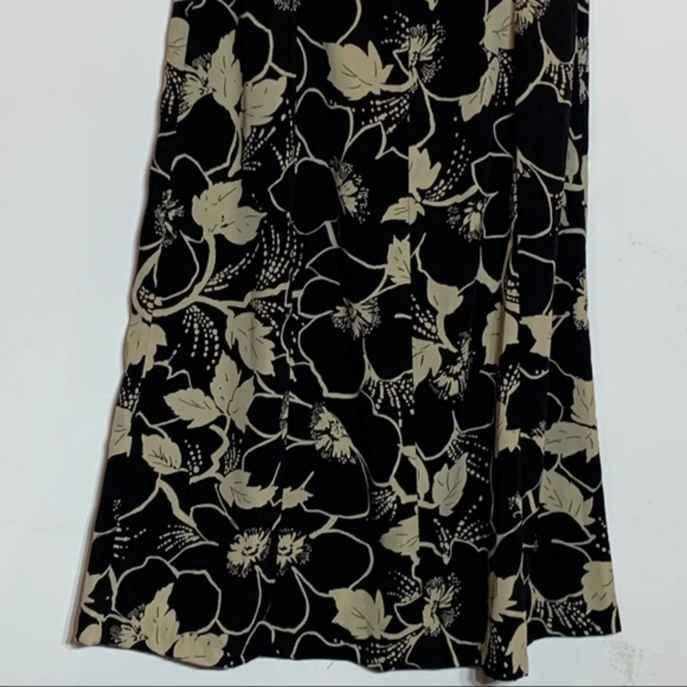 EUC Studio‎ I Black and Tan Floral Print Sheath Dress